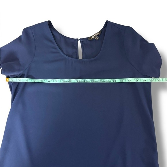 Express Blue Short‎ Sleeve Blouse Sz M EUC - Picture 5 of 7